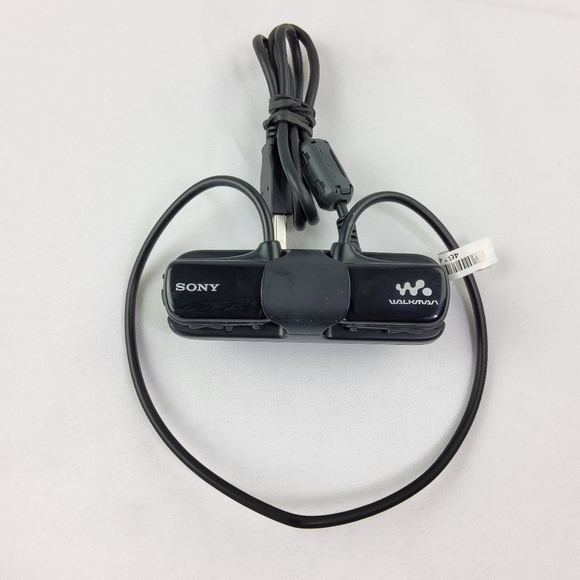 Sony Walkman NWZ-W273S 4GB Waterproof MP3 Player Black w/ Charging Dock TESTED - Picture 5 of 10